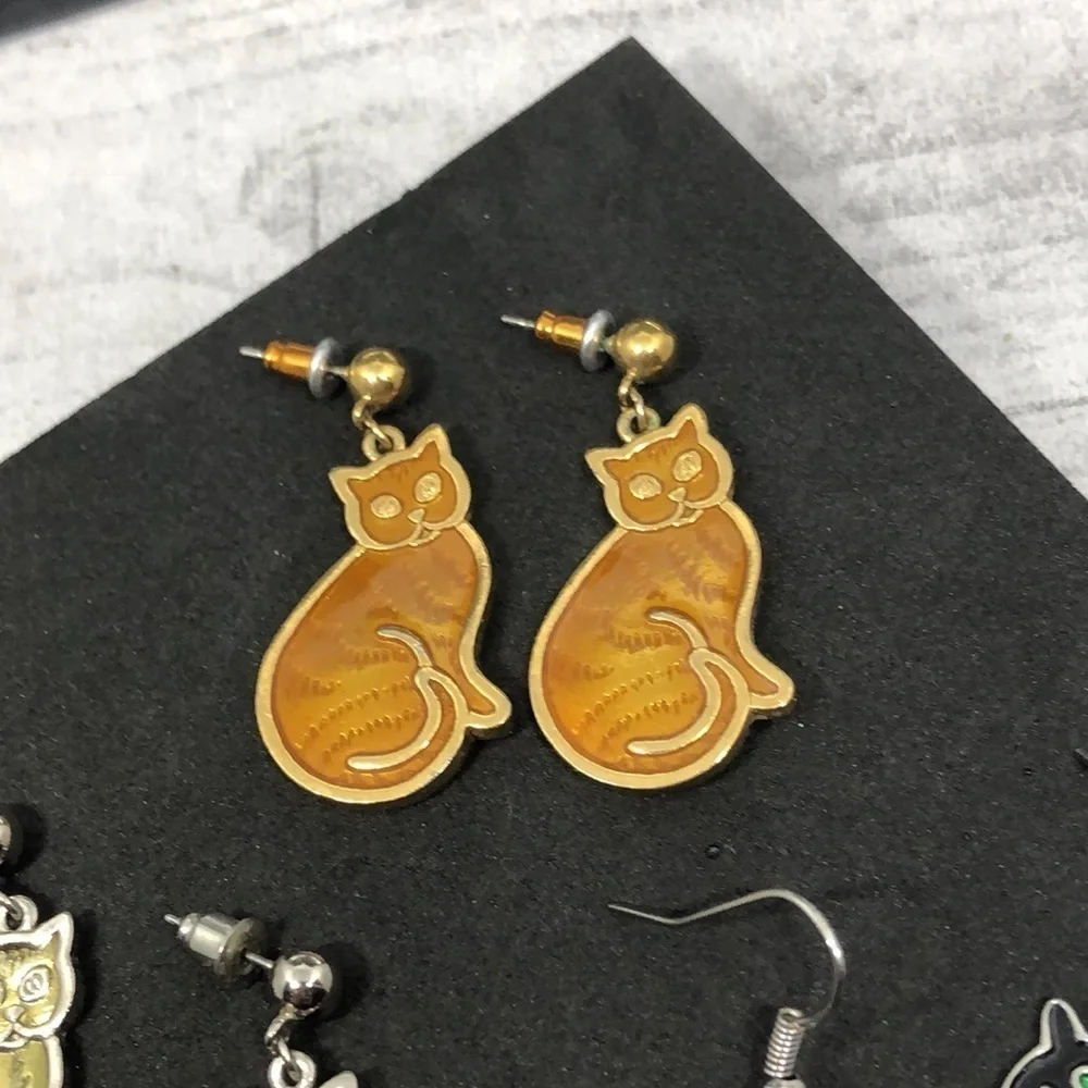 Bundle lot 3 pairs kitty cat dangle drop enamel earrings cat lovers, whimsy.